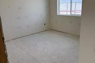 653 E Ryegrass Dr, Eagle Mountain, UT 84005 - Photo 10