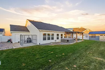 3935 W 2875 N, Plain City, UT 84404 - Photo 24