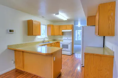 833 W 250 N, Spanish Fork, UT 84660 - Photo 6