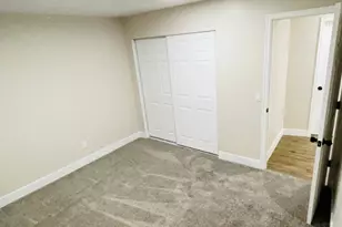 2045 W 6200 S, Taylorsville, UT 84129 - Photo 12