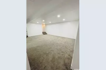 2045 W 6200 S, Taylorsville, UT 84129 - Photo 8