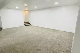 2045 W 6200 S, Taylorsville, UT 84129 - Photo 8