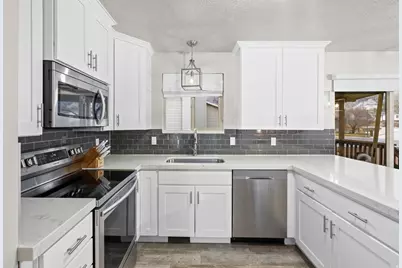 11275 S Sandy Gulch Rd E, Sandy, UT 84094 - Photo 6