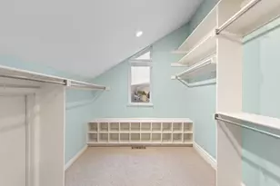 69 E North Canyon Rd, Bountiful, UT 84010 - Photo 26