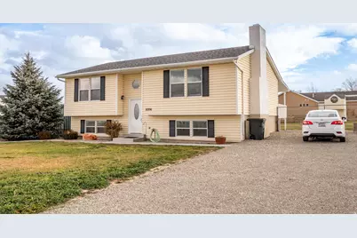 5006 N Tomahawk Dr, Enoch, UT 84721 - Photo 2