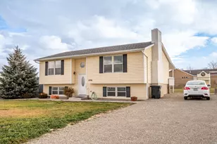 5006 N Tomahawk Dr, Enoch, UT 84721 - Photo 2