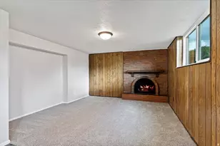 5495 S 2100 W, Roy, UT 84067 - Photo 32