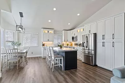 1403 Gleneagles Dr, Syracuse, UT 84075 - Photo 10