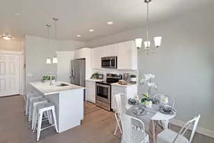 833 S Cowans Ct, Clearfield, UT 84015 - Photo 6