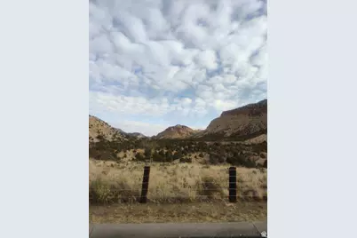 258 W 400 N #107, East Carbon, UT 84520 - Photo 2