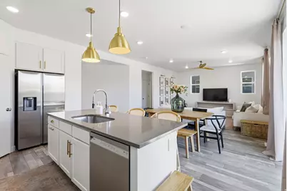 576 N 290 E, Vineyard, UT 84059 - Photo 8