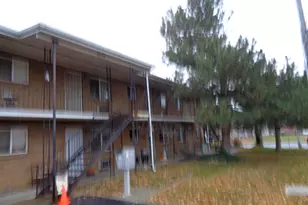 4655 S Locust Ln, Holladay, UT 84117 - Photo 6