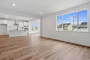 5442 N Saddle Stone Dr, Eagle Mountain, UT 84005 - Photo 12