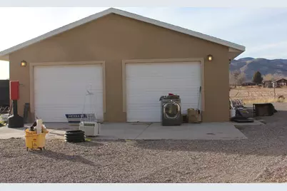 190 S Main St, Central Valley, UT 84754 - Photo 16