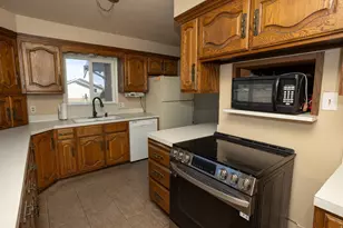190 S Main St, Central Valley, UT 84754 - Photo 36