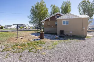 190 S Main St, Central Valley, UT 84754 - Photo 12