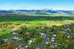 3923 Hillside Dr, Nibley, UT 84321 - Photo 78