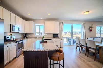 7690 N Evans Ranch Dr E, Eagle Mountain, UT 84005 - Photo 4