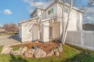 21 W 850 S, Layton, UT 84041 - Photo 4