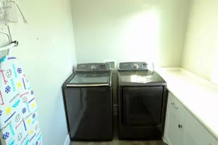 10758 S Felicity Ct W, South Jordan, UT 84009 - Photo 12