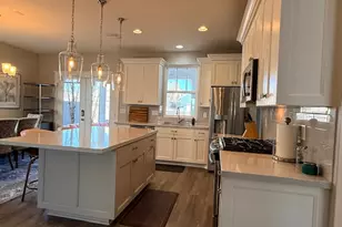 10758 S Felicity Ct W, South Jordan, UT 84009 - Photo 4