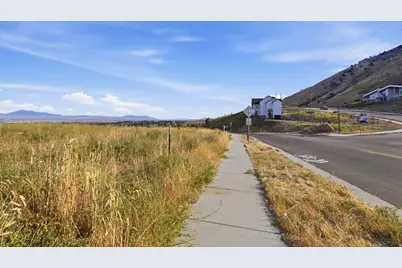 840 E Spring Creek Pkwy, Providence, UT 84332 - Photo 32