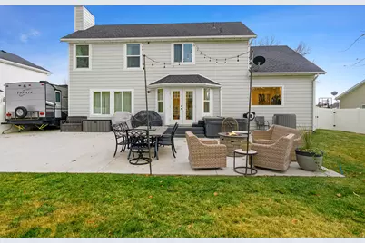 529 E 1200 S, Kaysville, UT 84037 - Photo 32