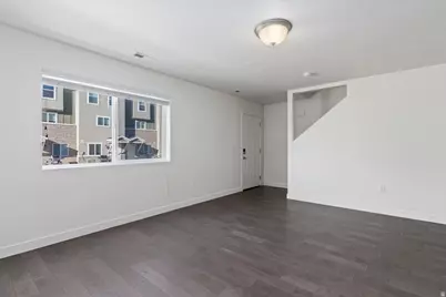 635 N 160 E, Vineyard, UT 84059 - Photo 4