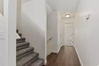 639 N 160 E, Vineyard, UT 84059 - Photo 6