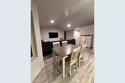 16 E Pioneer Dr, Moab, UT 84532 - Photo 8