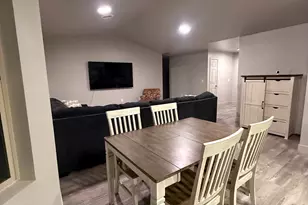 16 E Pioneer Dr, Moab, UT 84532 - Photo 8