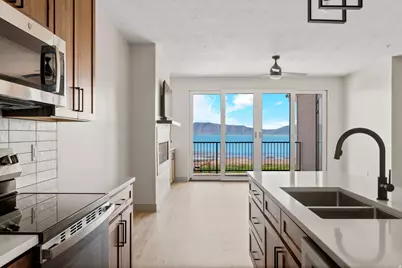 35 E 150 S #D301, Garden City, UT 84028 - Photo 6