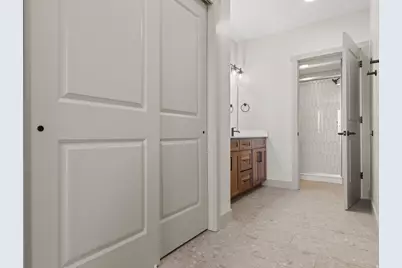 35 E 150 S #D301, Garden City, UT 84028 - Photo 16