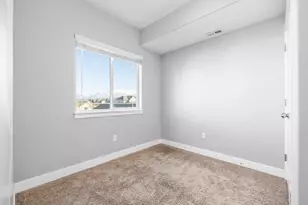 216 W Ridge Rd S, Saratoga Springs, UT 84045 - Photo 16