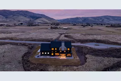 387 S 7900 E, Huntsville, UT 84317 - Photo 6