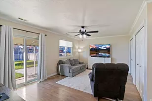 4645 S 3950 W, Roy, UT 84067 - Photo 6