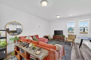 5004 W Daybreak Pkwy, South Jordan, UT 84009 - Photo 10