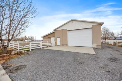 356 N Wrathall Cir, Grantsville, UT 84029 - Photo 32