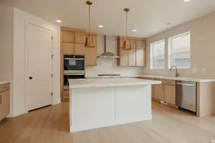 5886 N Canyon Rim Rd, Lehi, UT 84048 - Photo 4