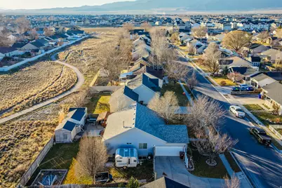 2126 E Autumn St, Eagle Mountain, UT 84005 - Photo 22