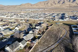 2126 E Autumn St, Eagle Mountain, UT 84005 - Photo 26