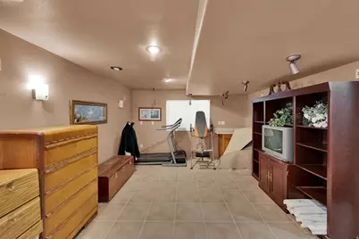 2126 E Autumn St, Eagle Mountain, UT 84005 - Photo 14