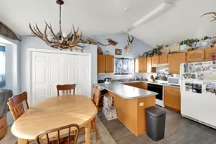 2126 E Autumn St, Eagle Mountain, UT 84005 - Photo 6