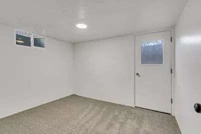 1916 N Celia Way W, Layton, UT 84041 - Photo 20