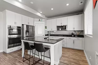 3214 S Fields Ave, Syracuse, UT 84075 - Photo 6