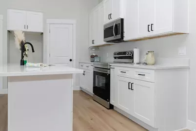 253 N 300 W, Preston, ID 83263 - Photo 14