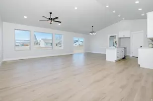 253 N 300 W, Preston, ID 83263 - Photo 10