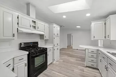 4967 S La Contessa Dr E #A029, Salt Lake City, UT 84117 - Photo 6