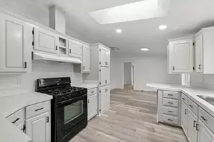 4967 S La Contessa Dr E, Salt Lake City, UT 84117 - Photo 6