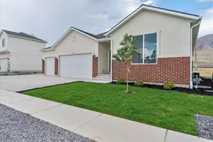 3675 N Columbine Way, Eagle Mountain, UT 84005 - Photo 1